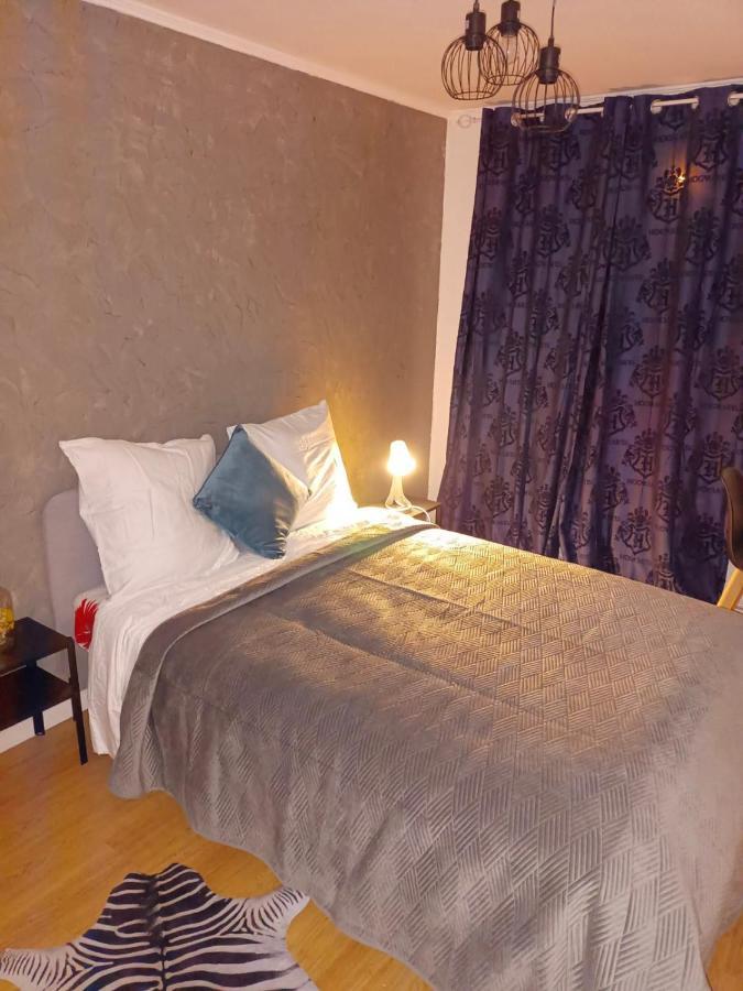 Chambre Moon Ray Proche Paris Apartment Stains Bagian luar foto